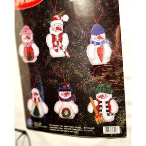 J&P Coats Frostys Friends Plastic Canvas Ornament Kit Set Of 6 Approx 3.75" Each